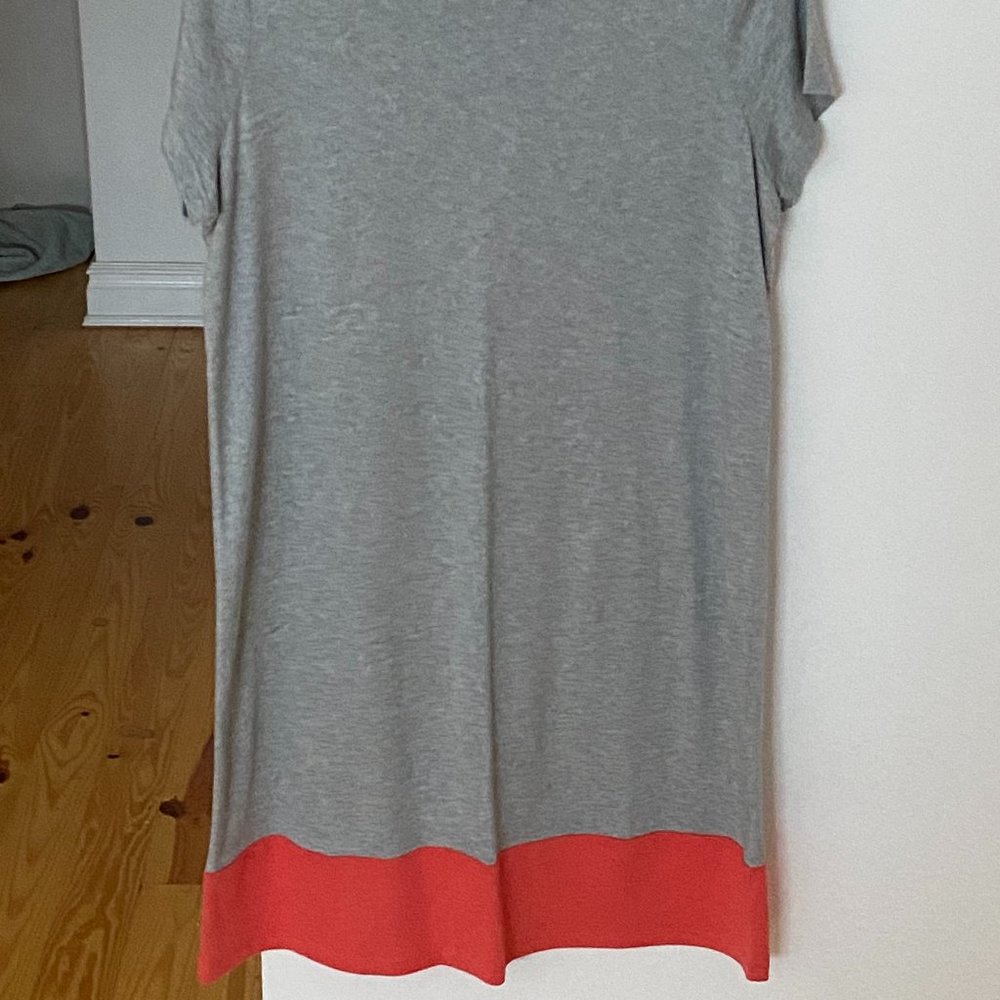 Boden gray and orange t shirt dress